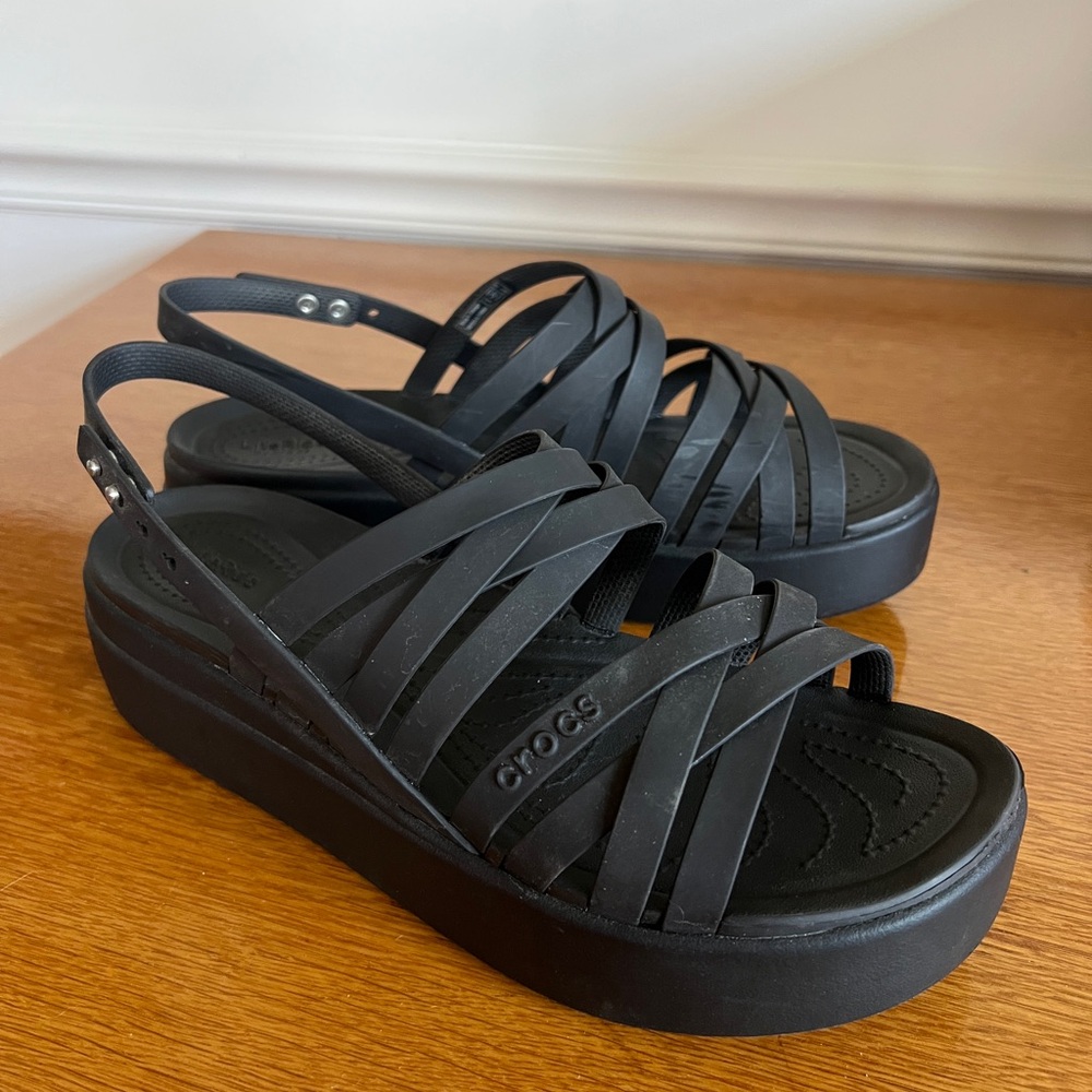 Crocs Women's Black Strappy Sandals